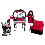 Monster High Die-Ner and Draculaura Playset And Doll